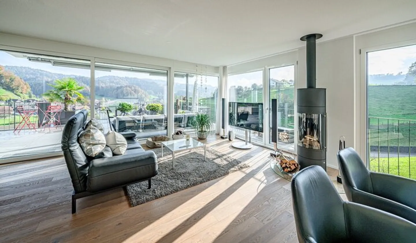 PENTHOUSE WITH A VIEW - Photo 2 of 8