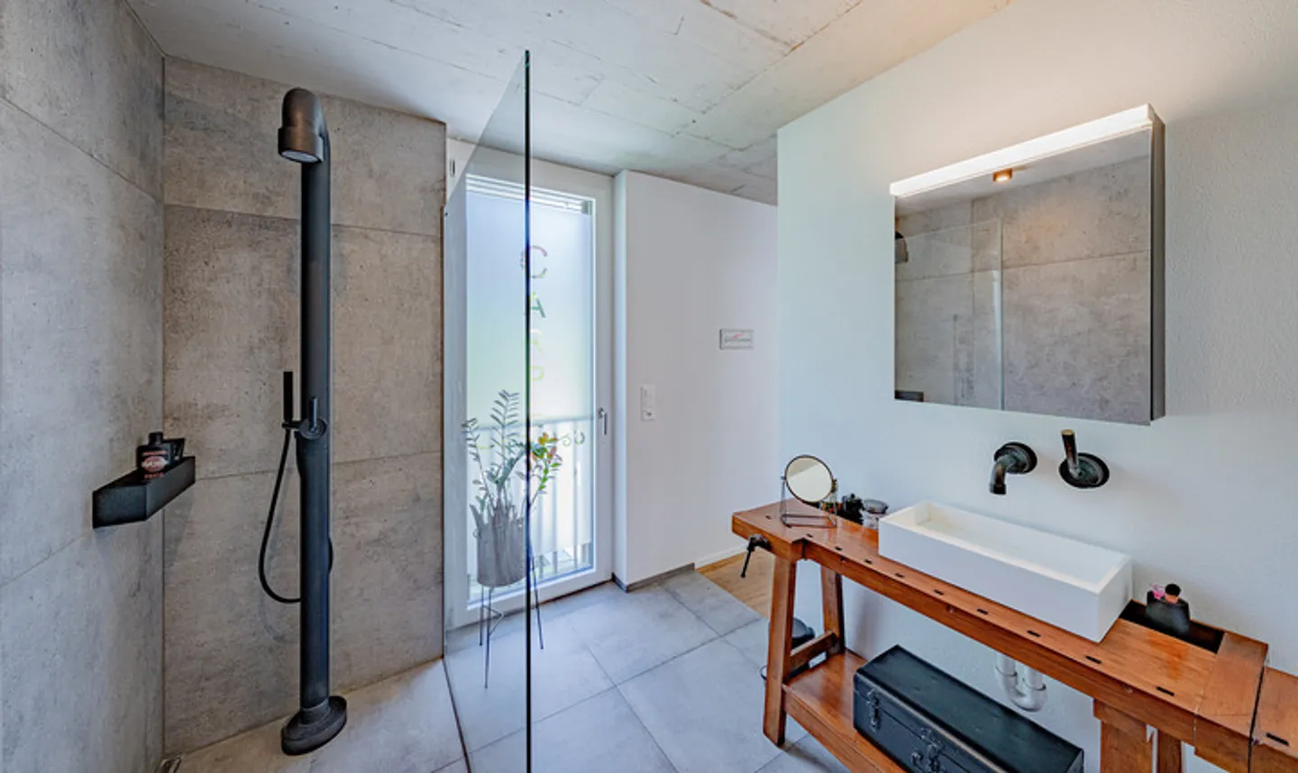 APPARTAMENTO PENTHOUSE MODERNO CON VISTA SULLA NATURA - Foto 5 di 6