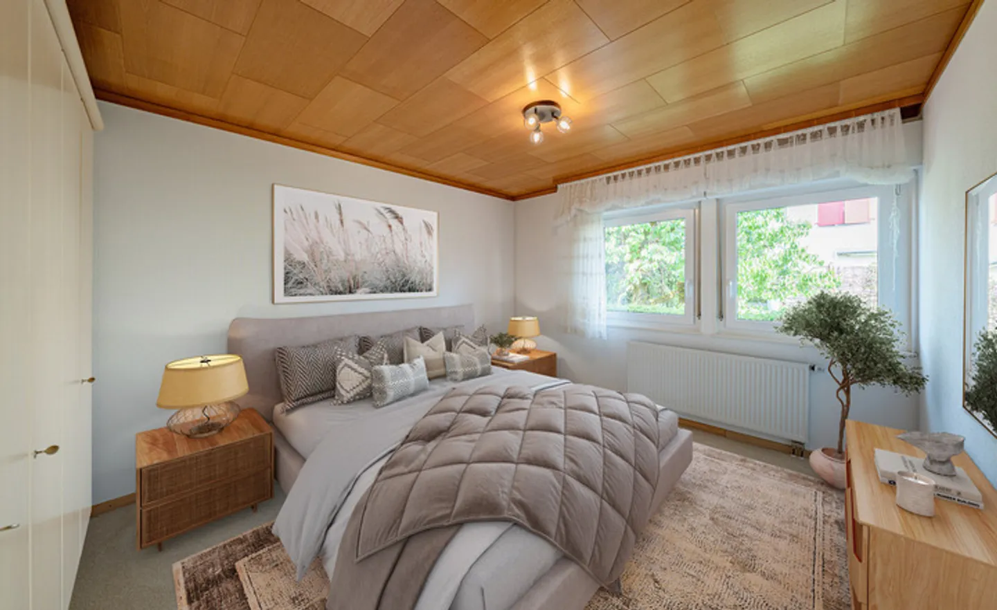 FREISTEHENDES EINFAMILIENHAUS MIT MEHR ALS 900 M² - Foto 3 von 8