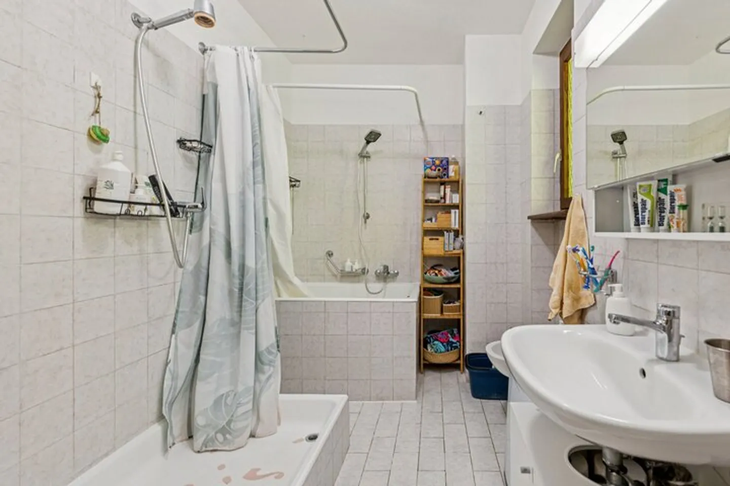 Ticino Oasis for Two Families - Photo 4 of 8