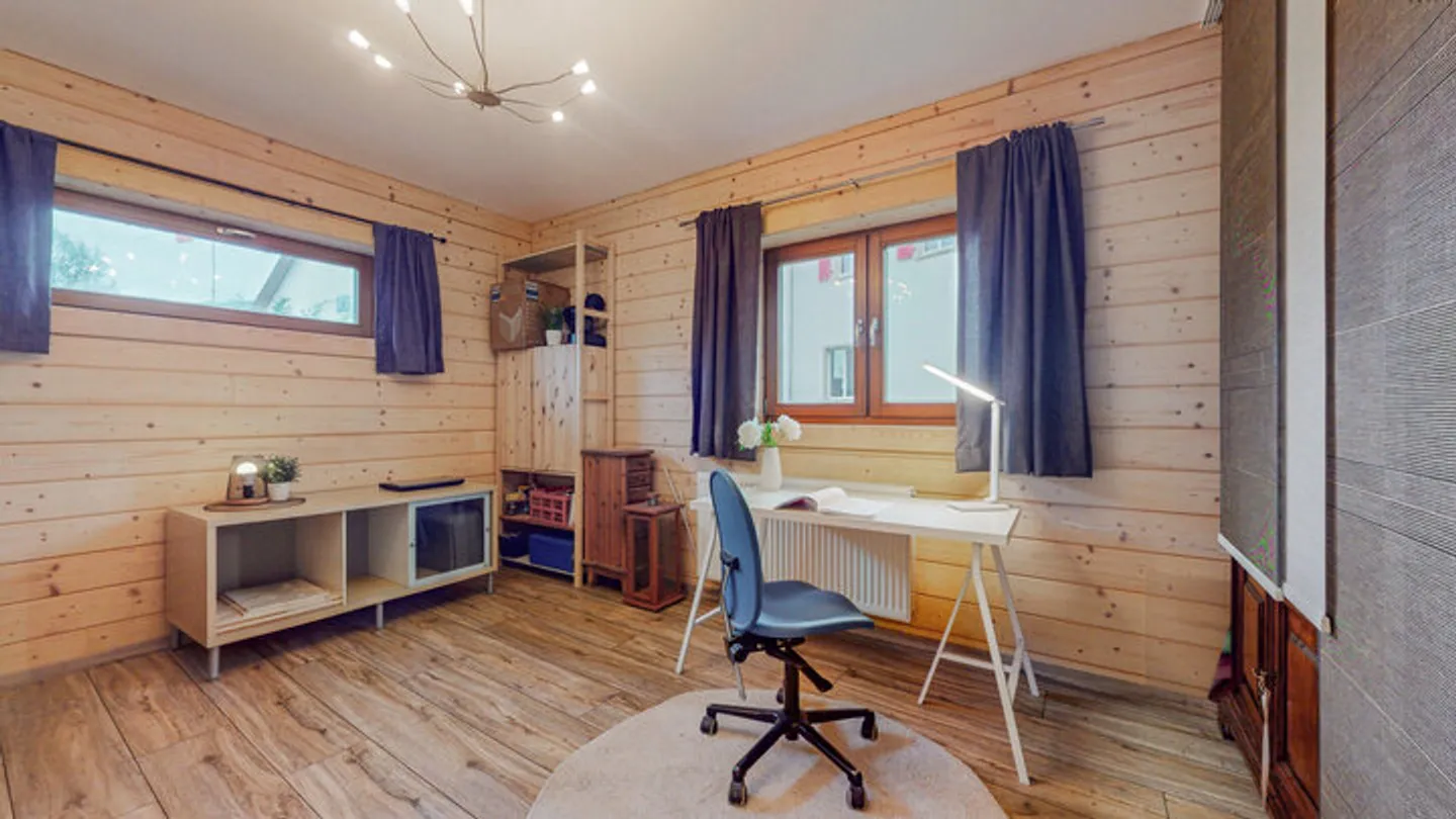 MODERN CHALET FEELING IN THE HEART OF STÜSSLINGEN - Photo 5 of 8