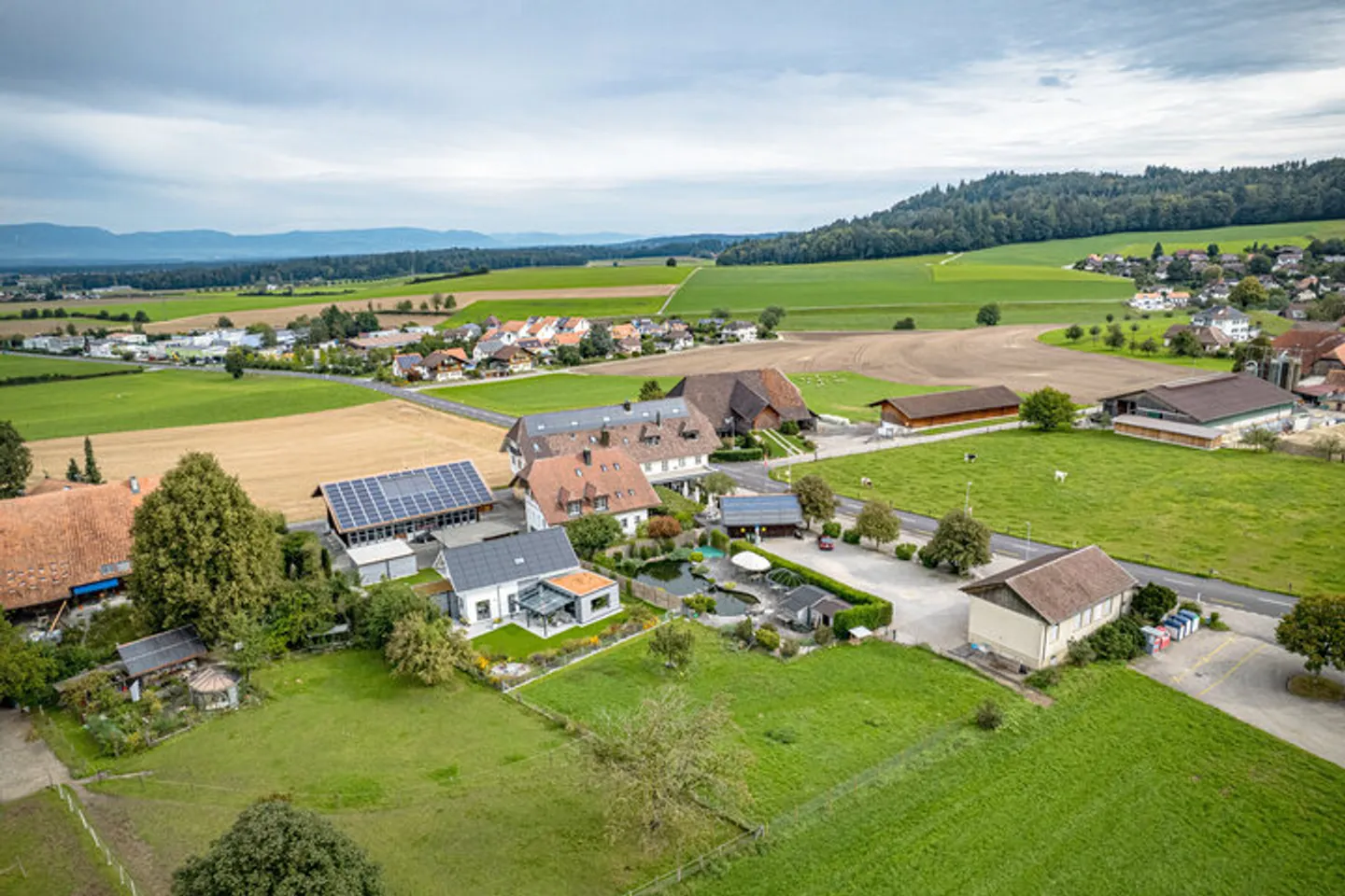 POTENTIEL DE DÉVELOPPEMENT ATTRACTIF SUR 3'202 m² - Photo 2 sur 7