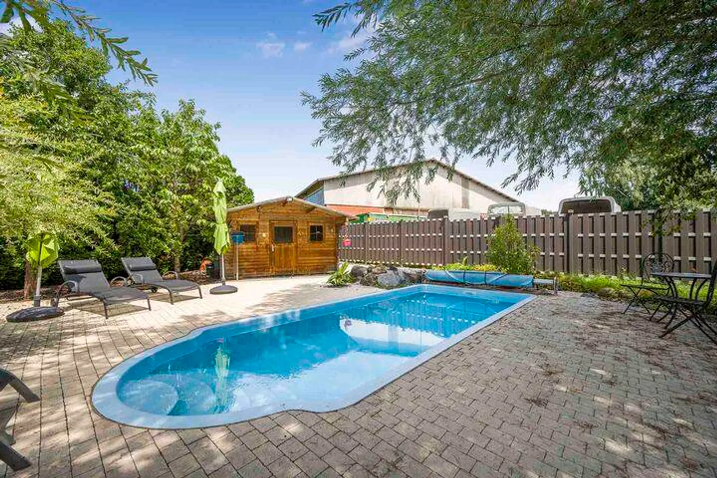 Merveille de flexibilité avec plus de 500 m² de surface utile - Photo 2 sur 9