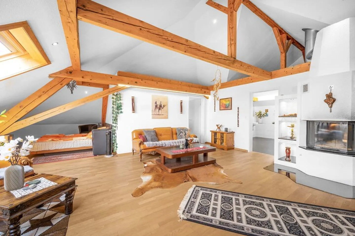 Flexibility Wonder with More Than 500 m² Usable Space - Photo 4 of 8