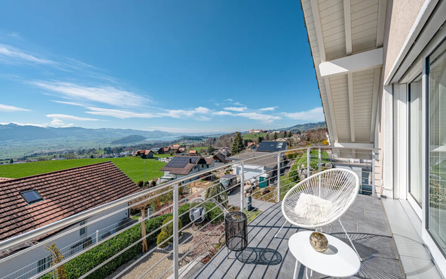 Villa imponente con vista sul lago e sulle Alpi - Foto 6 di 8