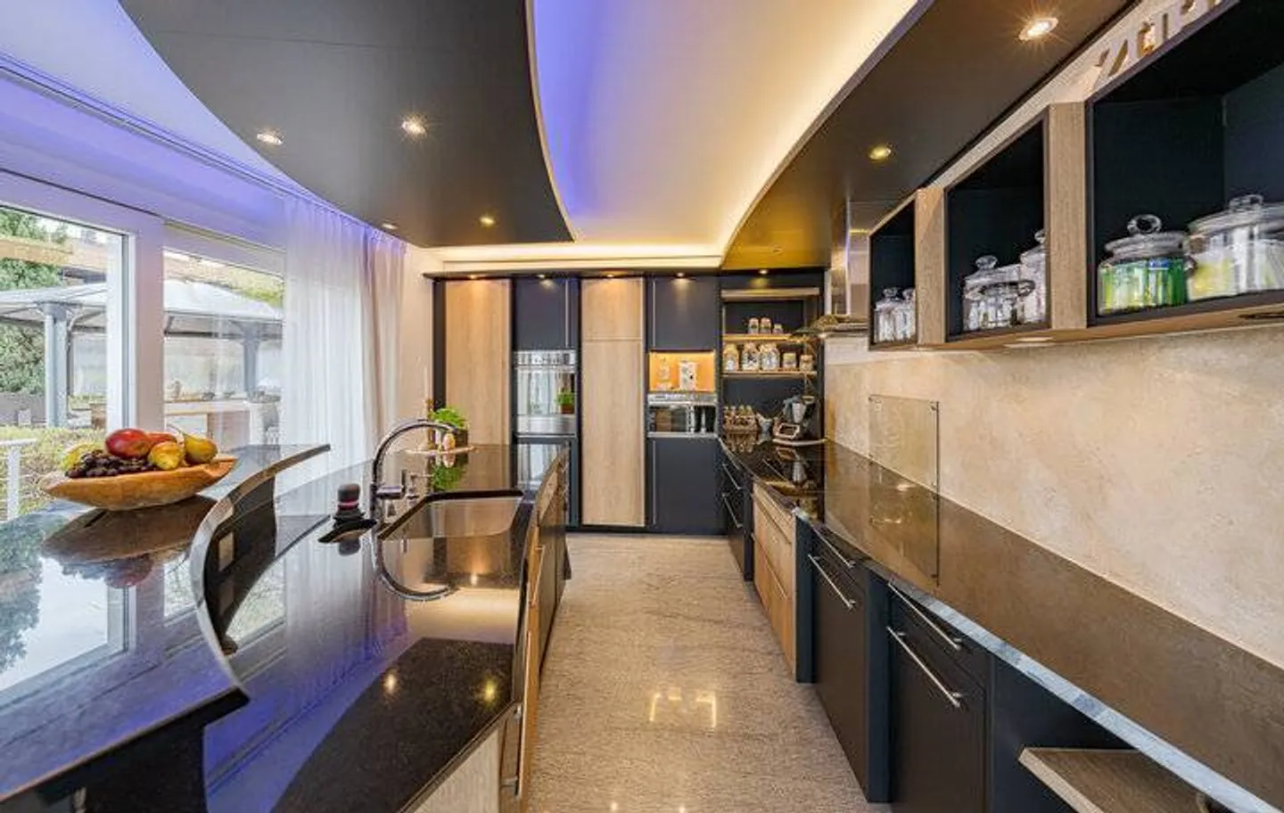 IMPRESSIVE VILLA WITH LAKE AND ALPINE VIEW - Photo 6 of 9