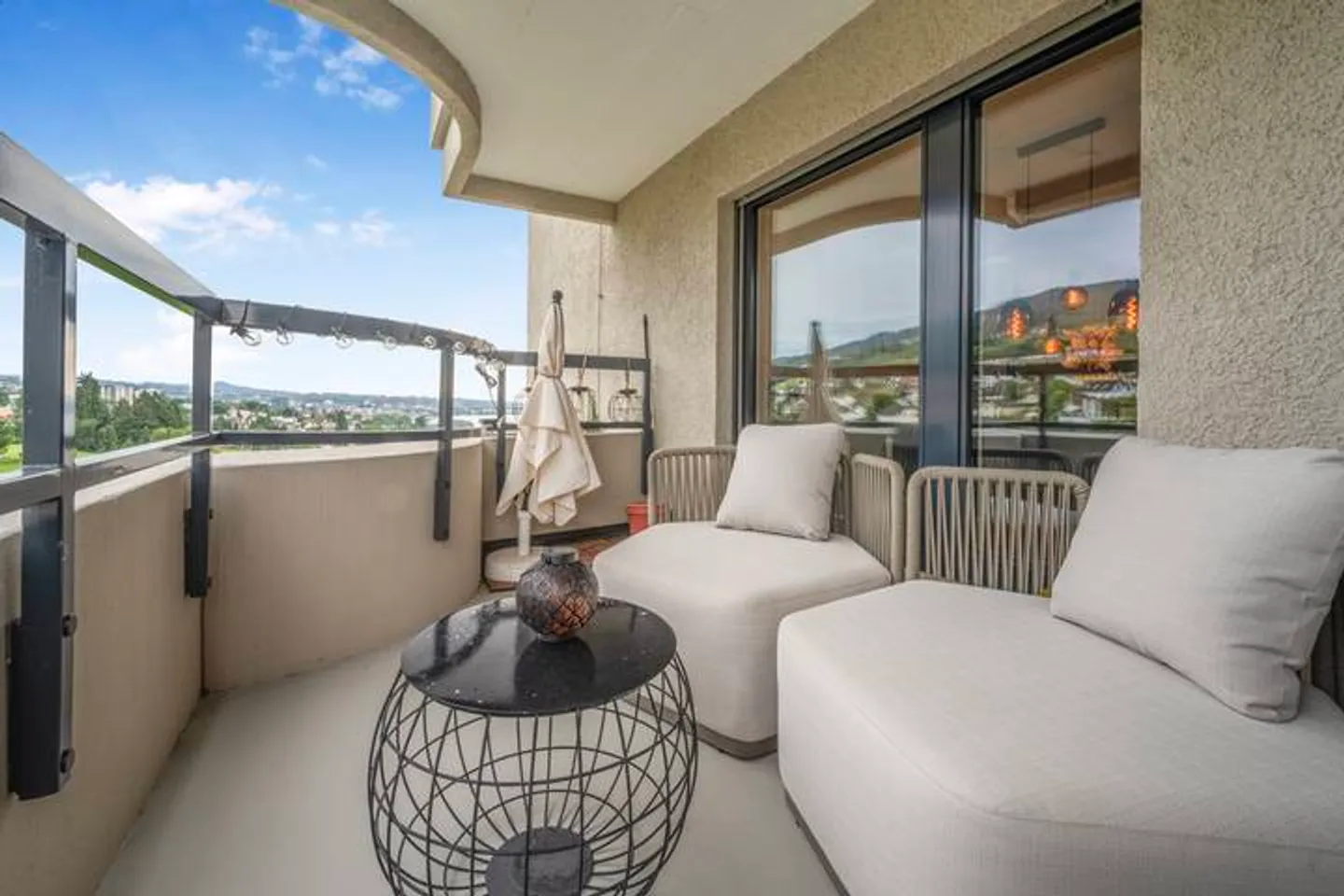 10th Floor Spectacular View at Lake Constance - Photo 7 of 8