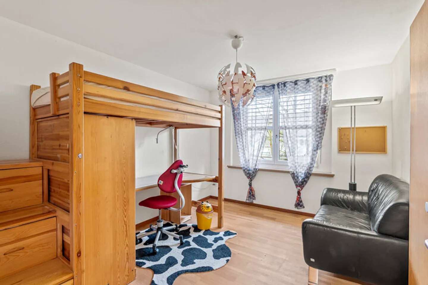 Appartamento adatto alle famiglie di 169 m² e molto spazio - Foto 6 di 8