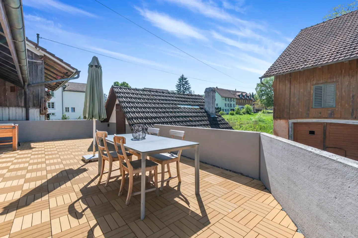 CHARME & RAUM – IM DORF, NAHE ZÜRICH - Foto 7 von 8