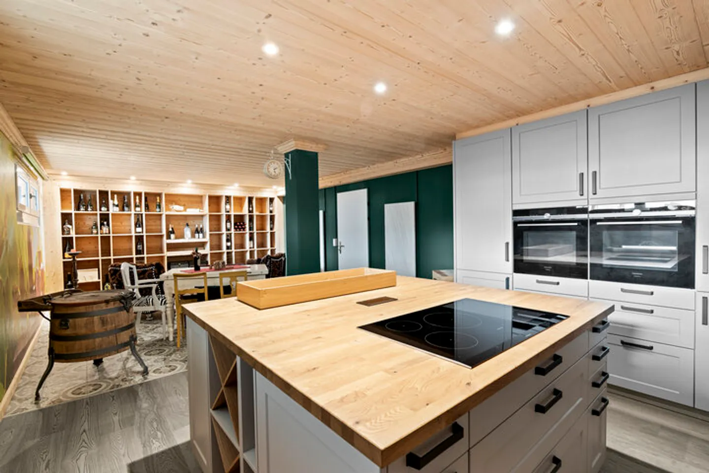 APPARTEMENT MODERNE 3.5 CHAMBRES AVEC ESPACE ÉVÉNEMENTIEL À ST. GALLENKAPPEL - Photo 8 sur 8