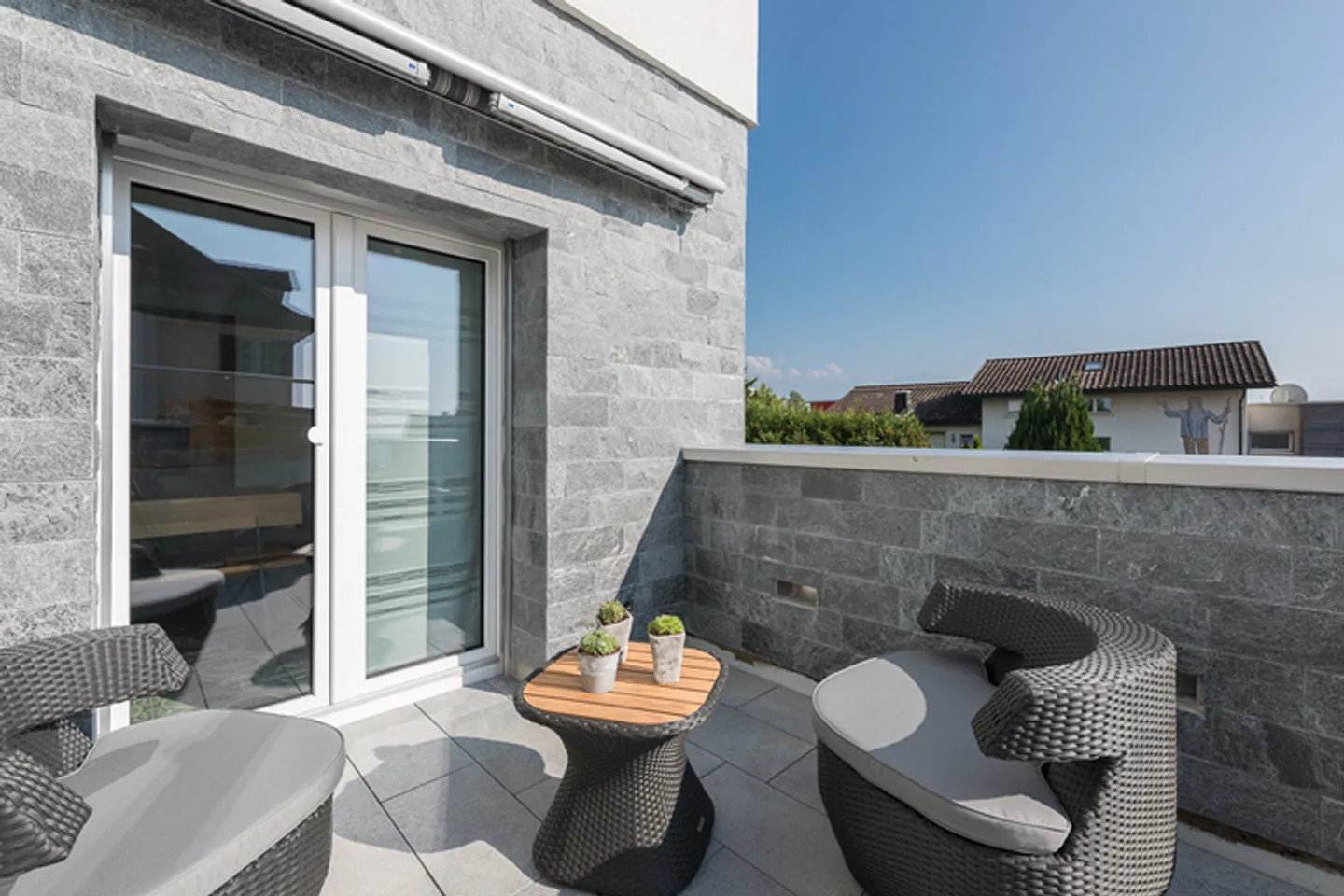 APPARTEMENT MODERNE 3.5 CHAMBRES AVEC ESPACE ÉVÉNEMENTIEL À ST. GALLENKAPPEL - Photo 7 sur 8