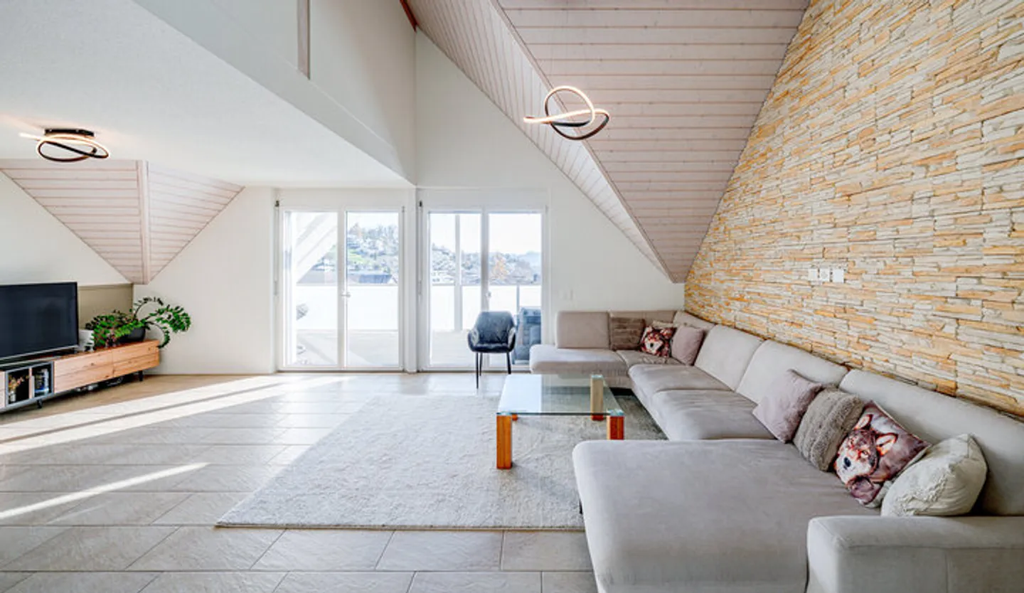 Exclusive Penthouse Apartment with Panoramic View - Photo 2 of 8