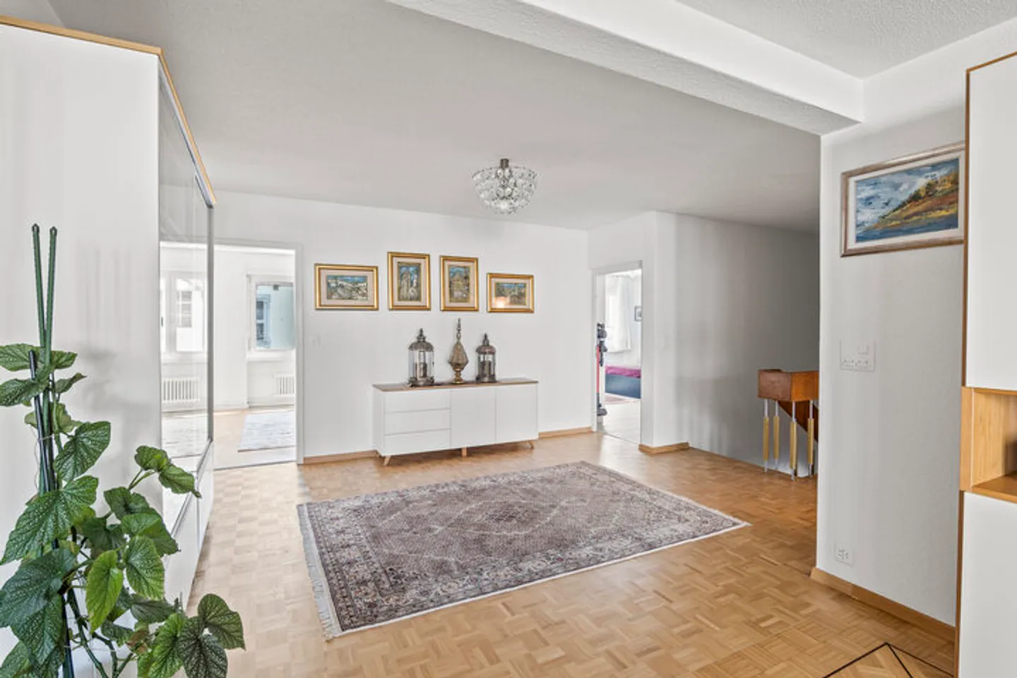 251 M² MAISONETTE DE JARDIN AVEC ESPACE COMMERCIAL (BUREAU/ATELIER/HOBBY) - Photo 5 sur 8