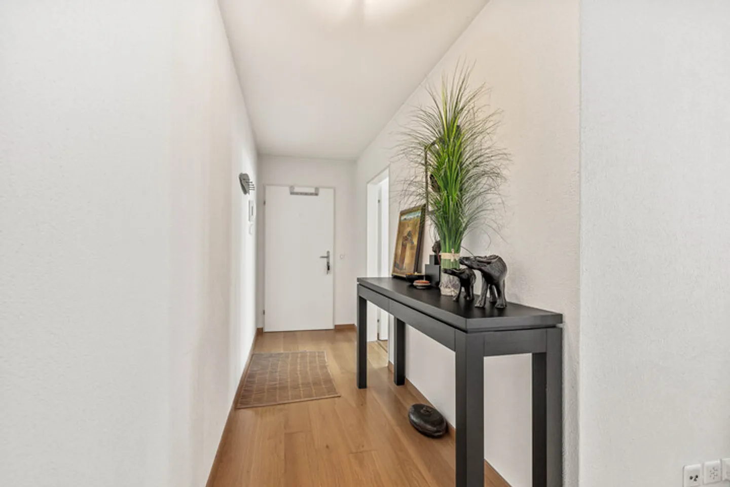 APPARTAMENTO 2.5 STANZE CON VISTA LAGO E PRIVILEGI FISCALI - Foto 5 di 8