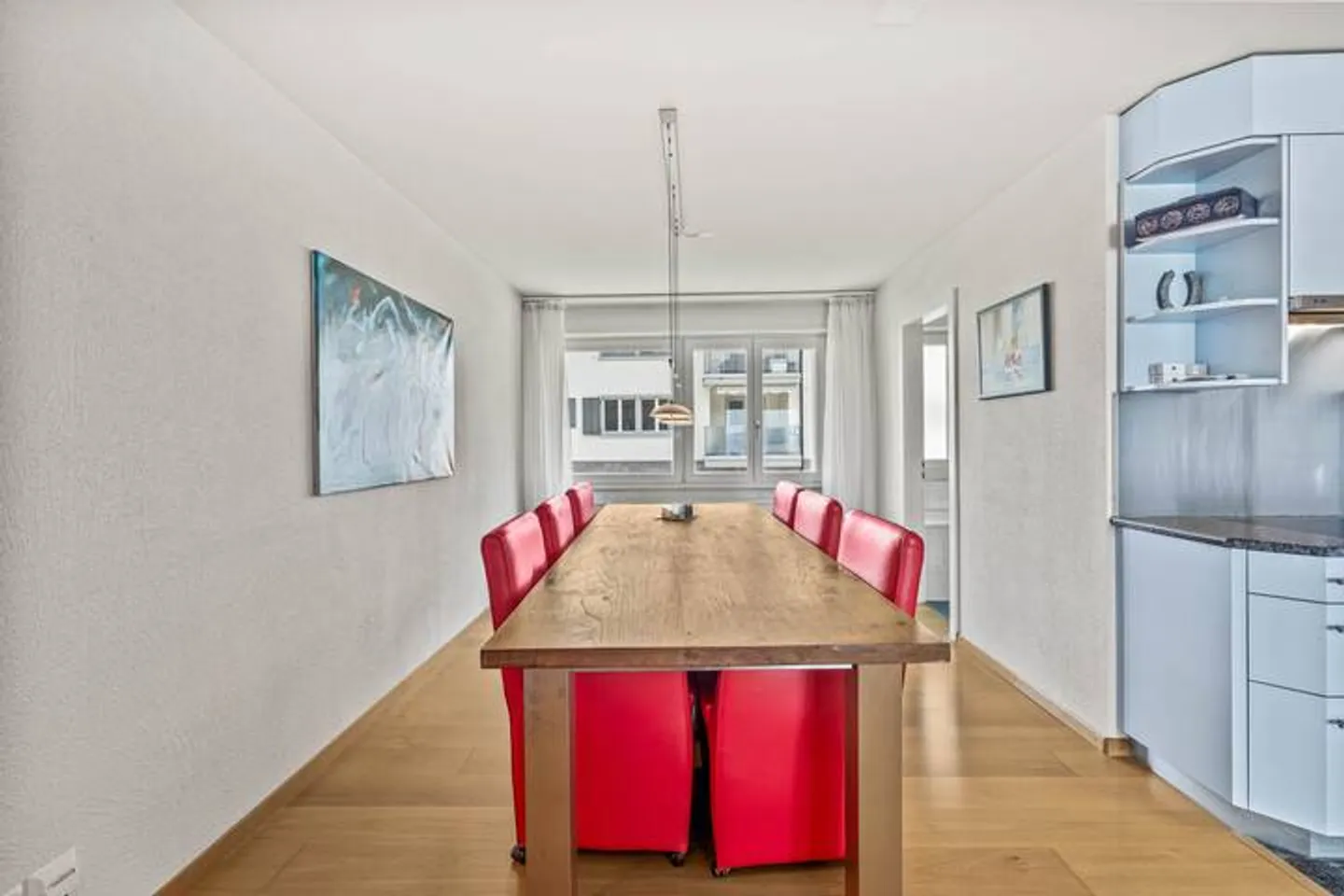 APPARTAMENTO 2.5 STANZE CON VISTA LAGO E PRIVILEGI FISCALI - Foto 3 di 9