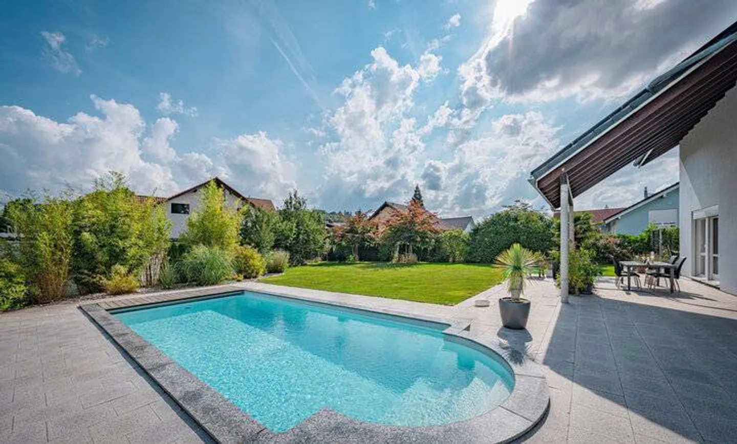 Luxuriöse Villa mit Wellness - Foto 8 von 9