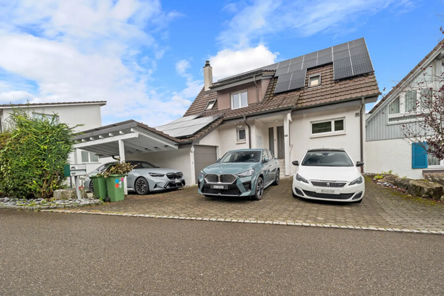 ESPACE MERVEILLEUSEMENT RÉNOVÉ - Photo 7 sur 8