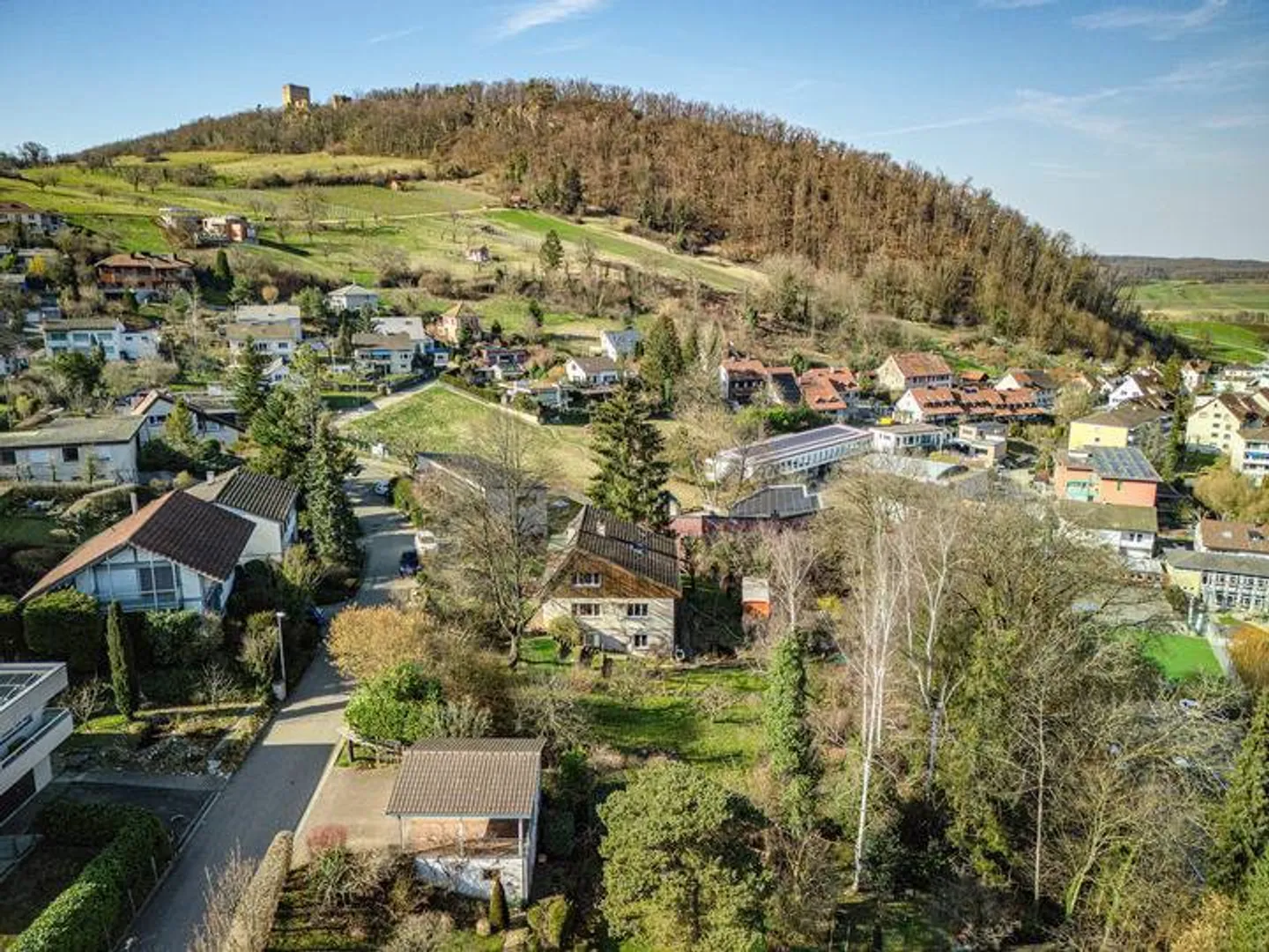 Charming Property in Idyllic Location with Future Perspective - Photo 8 of 9