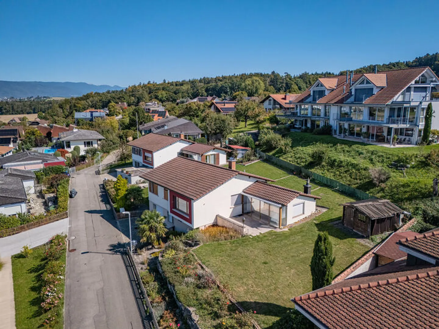 729 m² Finest Building Land with Lake View - Photo 4 of 8