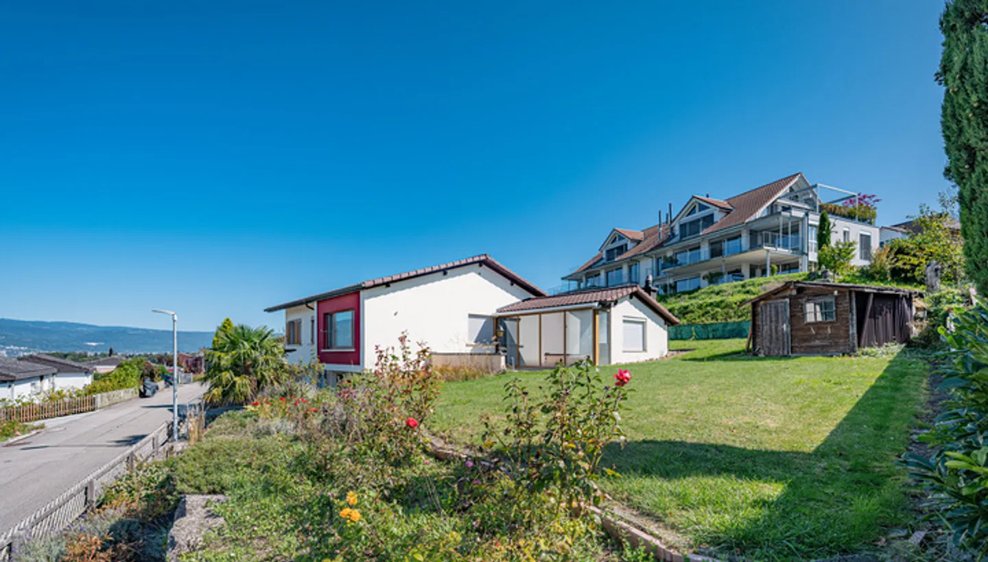 Charming Lake View House at Lake Biel - Photo 1 of 8