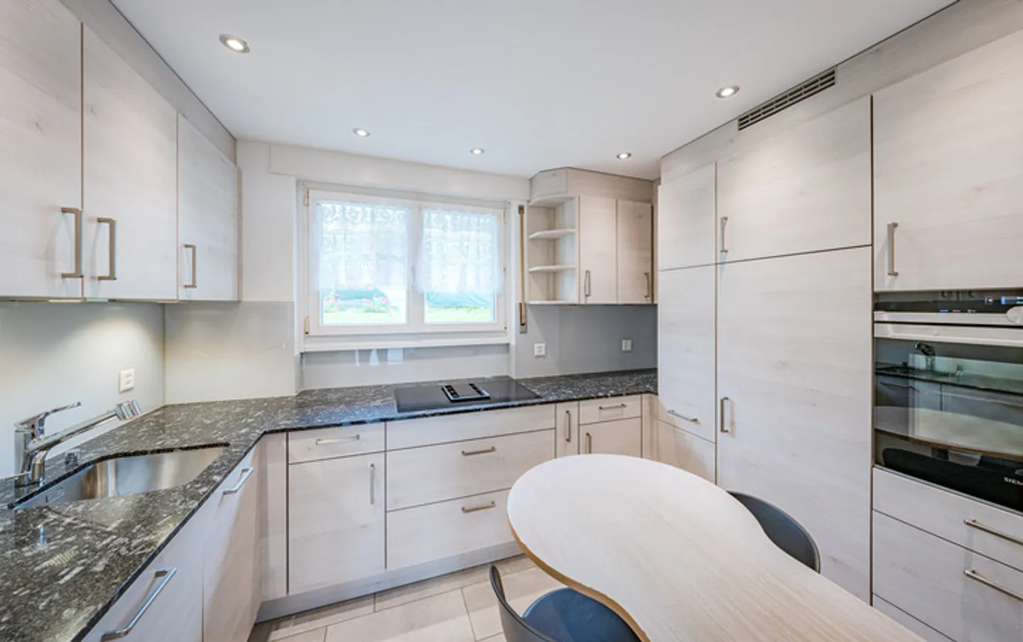 Charming Lake View House at Lake Biel - Photo 6 of 8