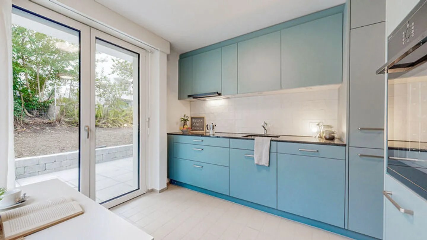 GREAT DUPLEX GARDEN APARTMENT IN THE CENTER OF LUCERNE - Photo 3 of 7