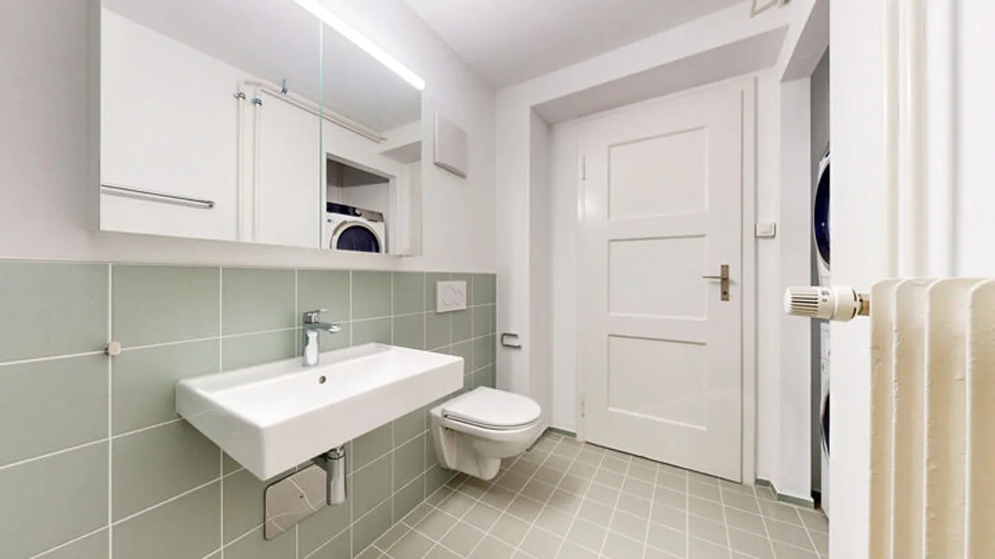 URBAN LIVING HAPPINESS - Photo 7 of 8