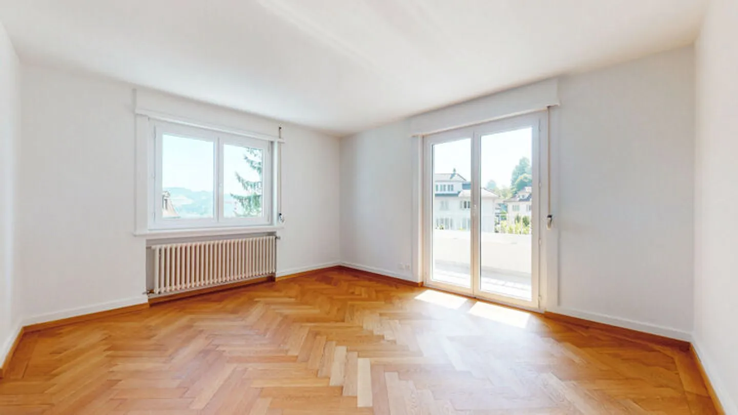 URBAN LIVING HAPPINESS - Photo 6 of 8