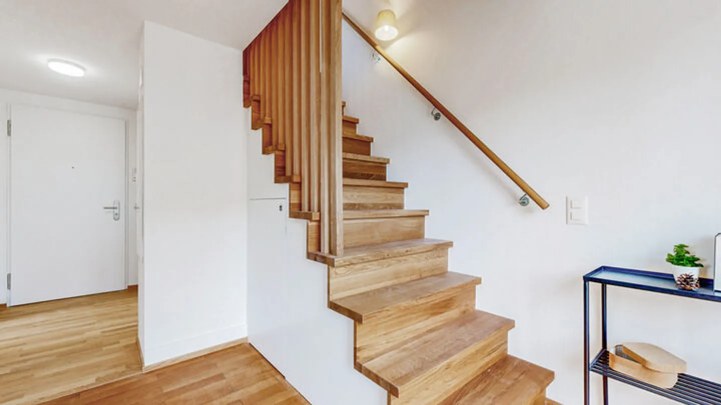 CLOSE TO THE STARS: GREATLY RENOVATED ROOF DUPLEX - Photo 4 of 8