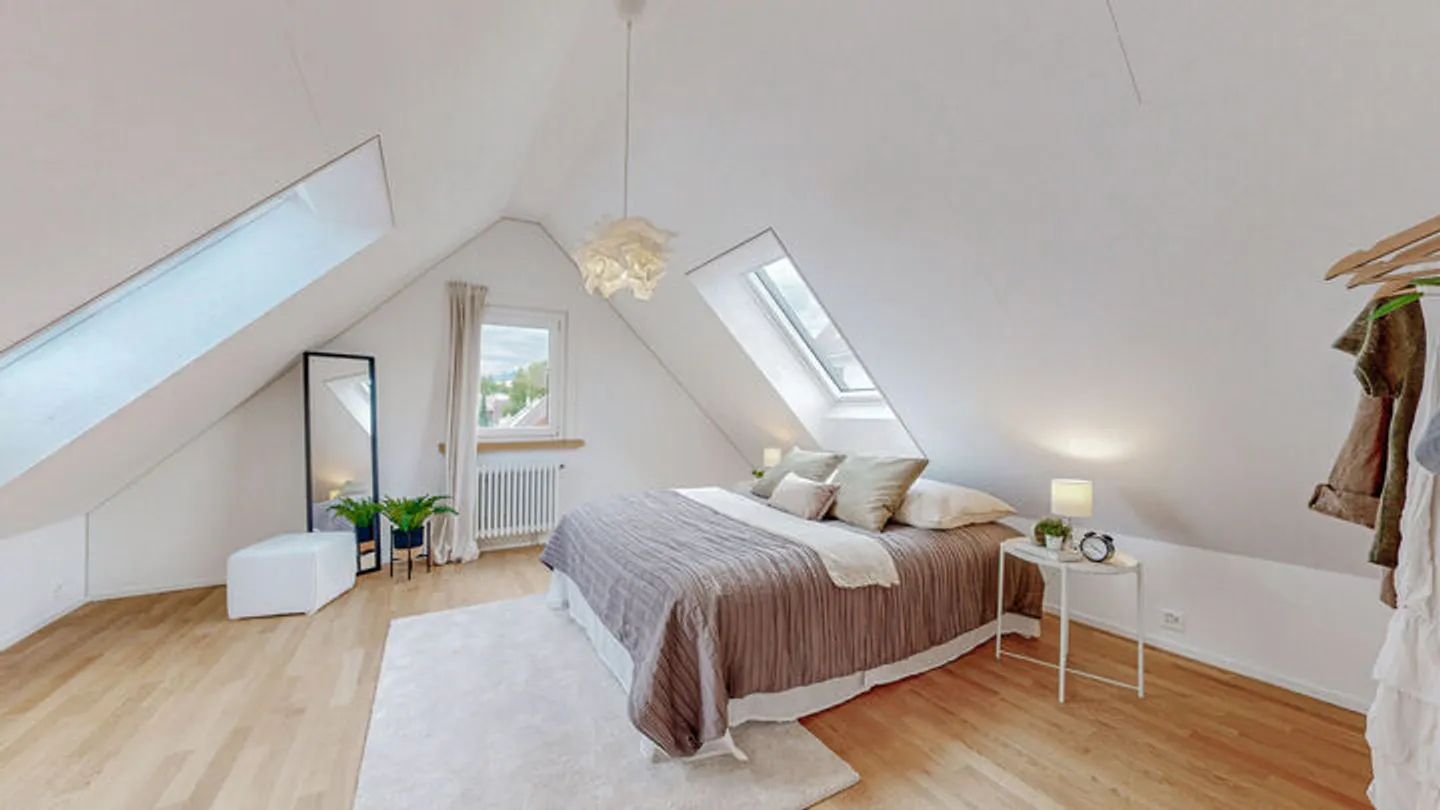 CLOSE TO THE STARS: GREATLY RENOVATED ROOF DUPLEX - Photo 5 of 8