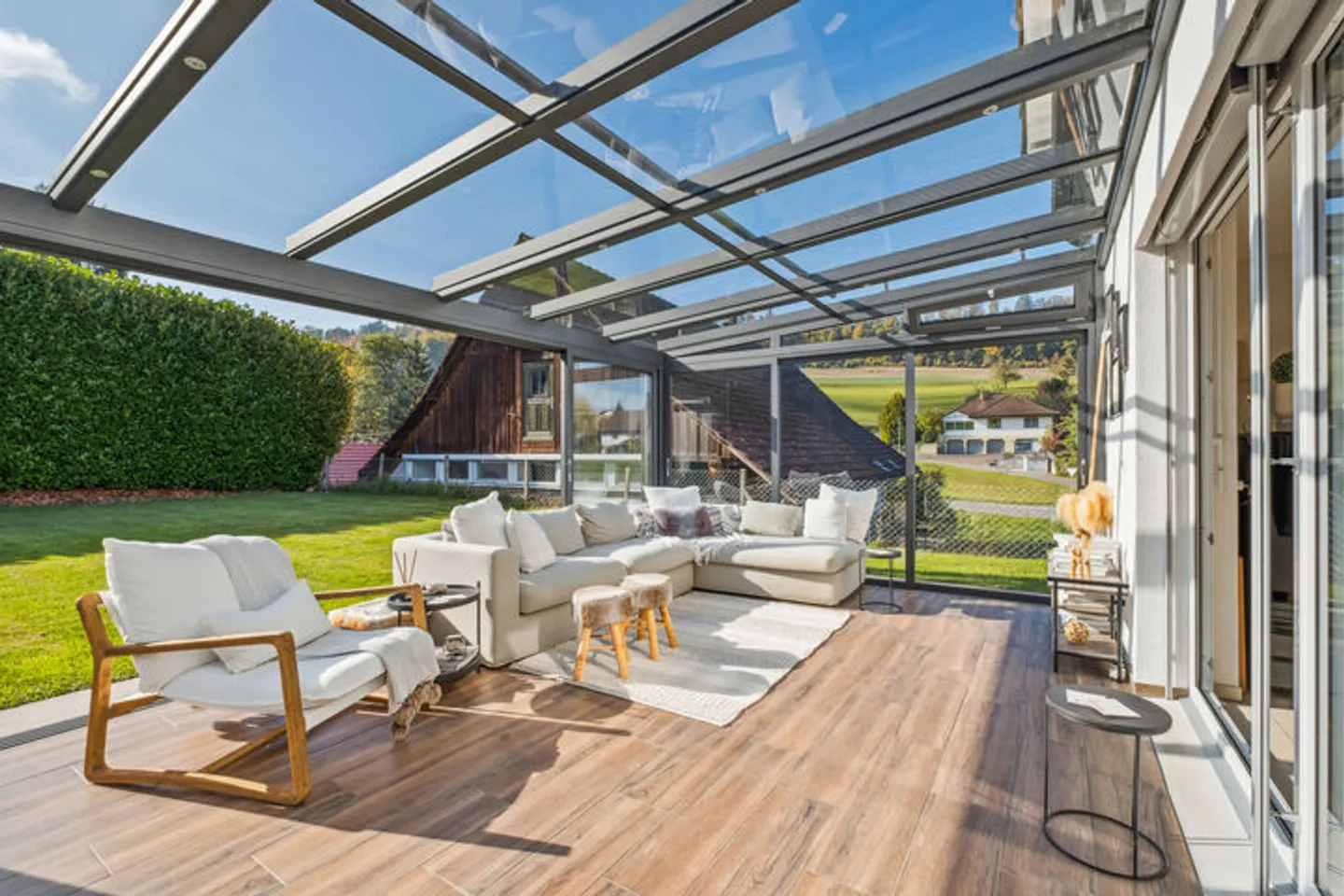 VIVRE MODERNE AVEC ÉLÉGANCE INTEMPORELLE - Photo 8 sur 8