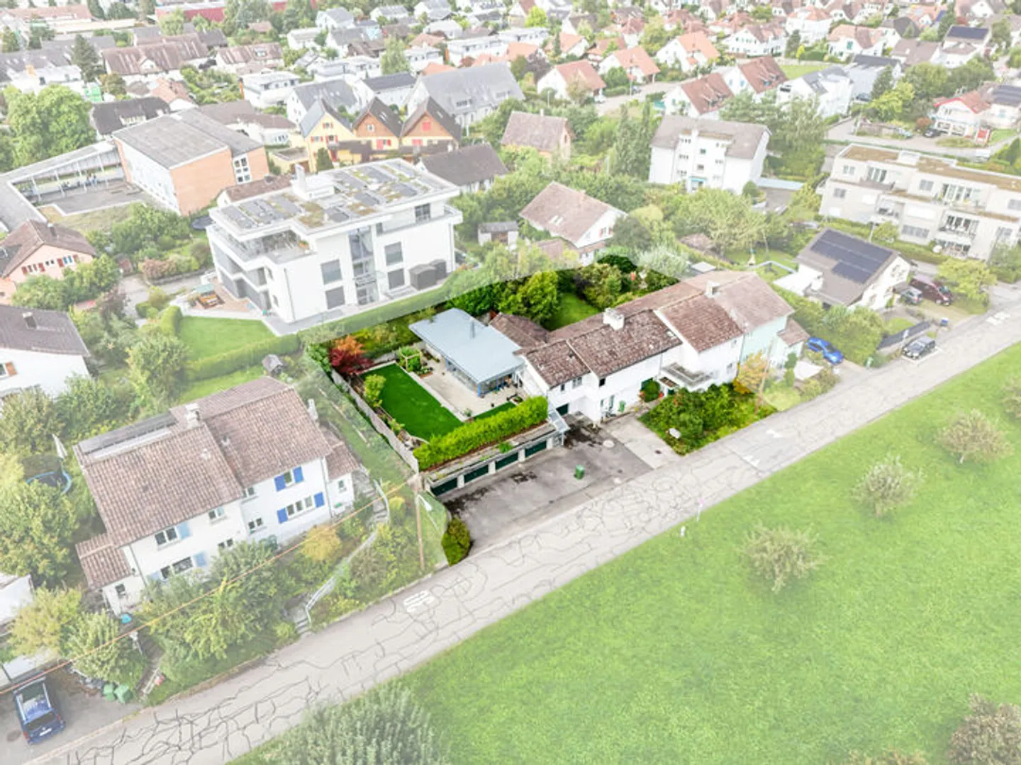 INVESTIEREN SIE DORT, WO LAGE UND RENDITE ÜBERZEUGEN - Foto 1 von 8