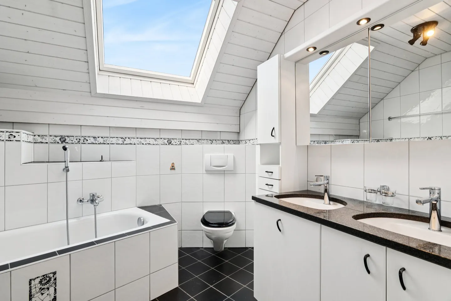 Proprietà Incantevole con Molto Spazio - Foto 6 di 7