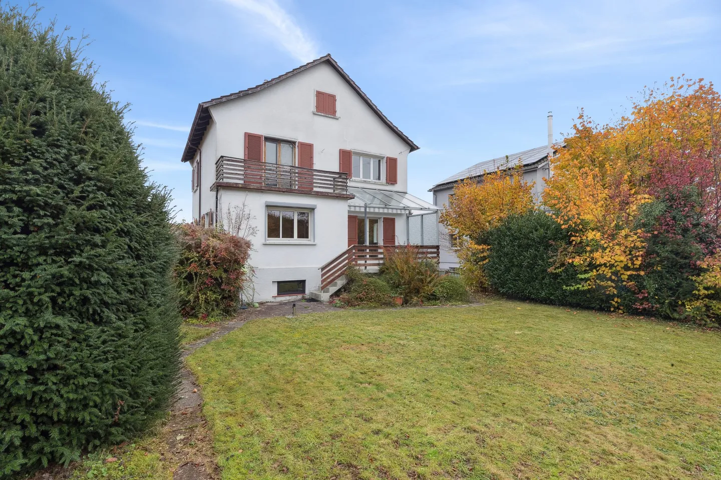 DETACHED SINGLE-FAMILY HOUSE FOR FREE SPIRITS - Photo 1 of 7