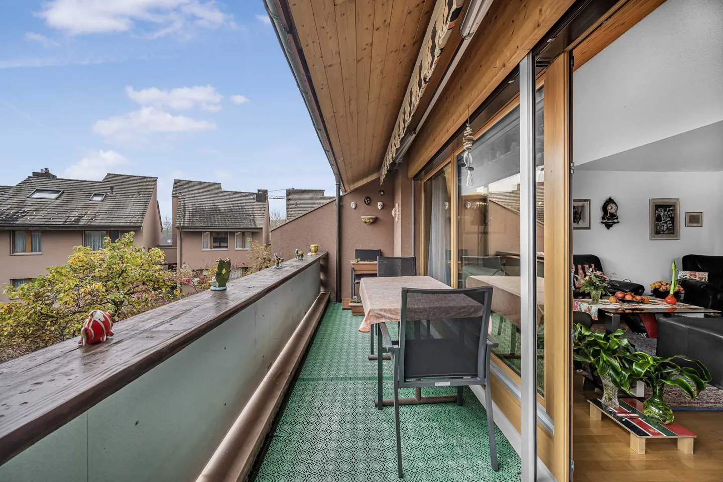 SMART TOWNHOUSE ON THE RHINE - Photo 8 of 8