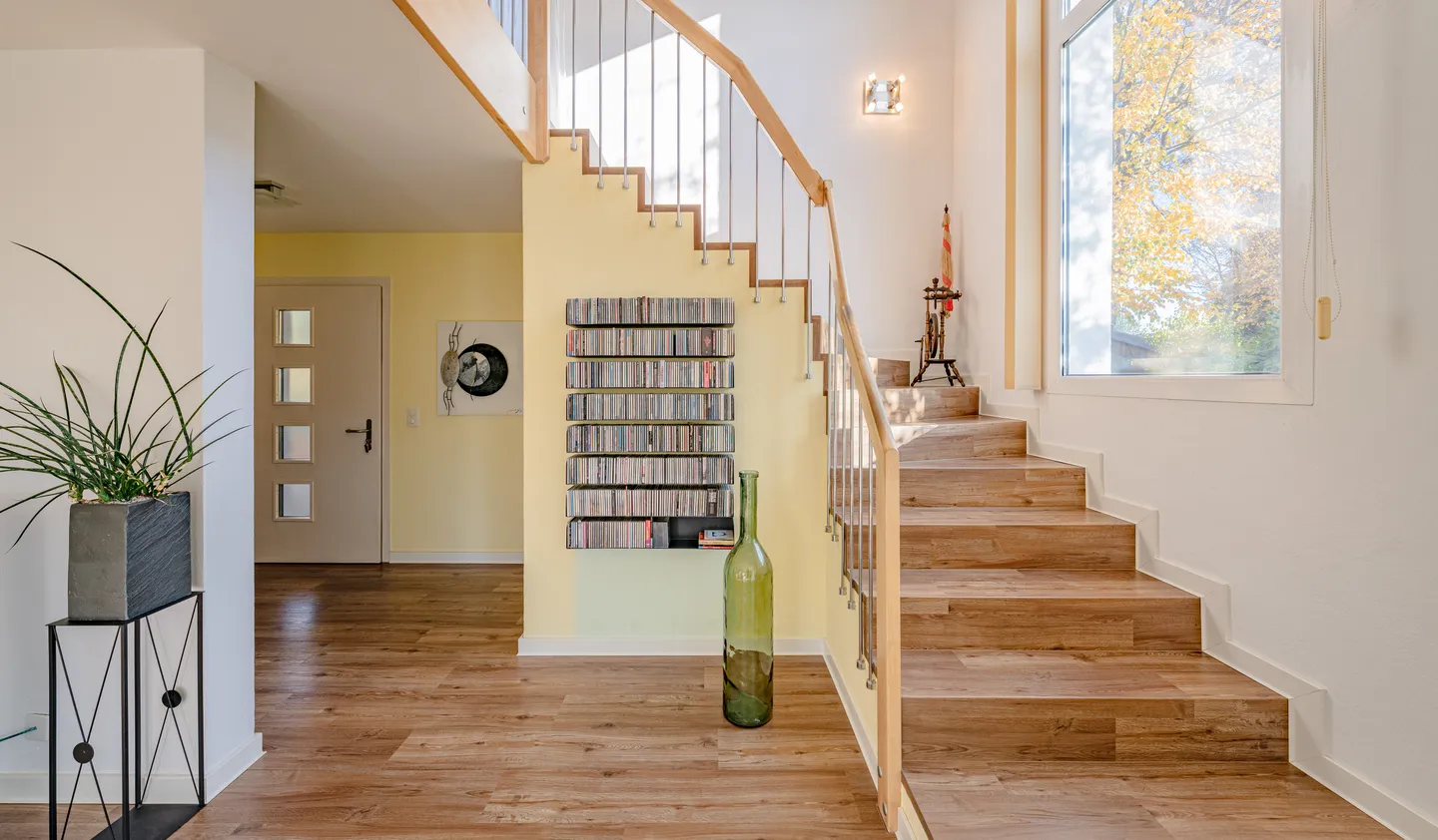 MODERNES, KOMPAKTES UND FREISTEHENDES EINFAMILIENHAUS - Foto 4 von 8