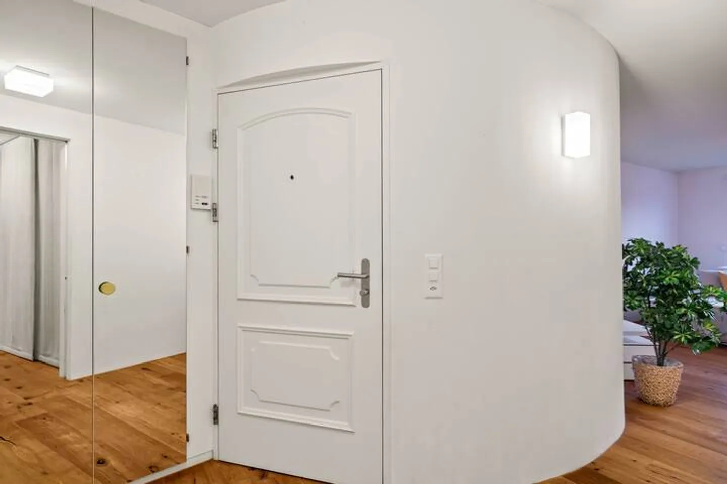 JOAILLERIE DE TERRASSE RÉNOVÉE À DIERIKON - Photo 8 sur 9