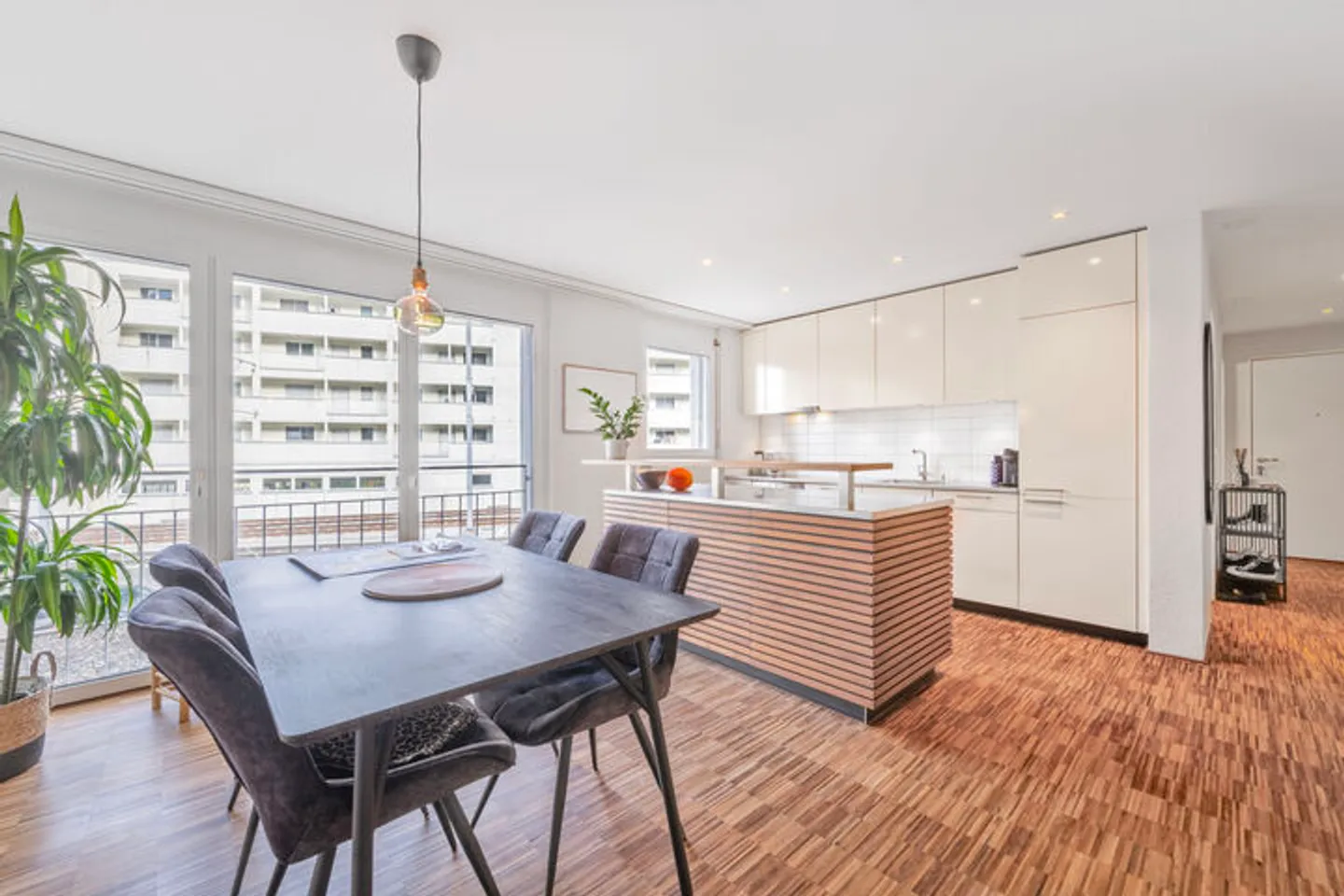 CLEVER AND MODERN IN THE CENTER - Photo 1 of 8