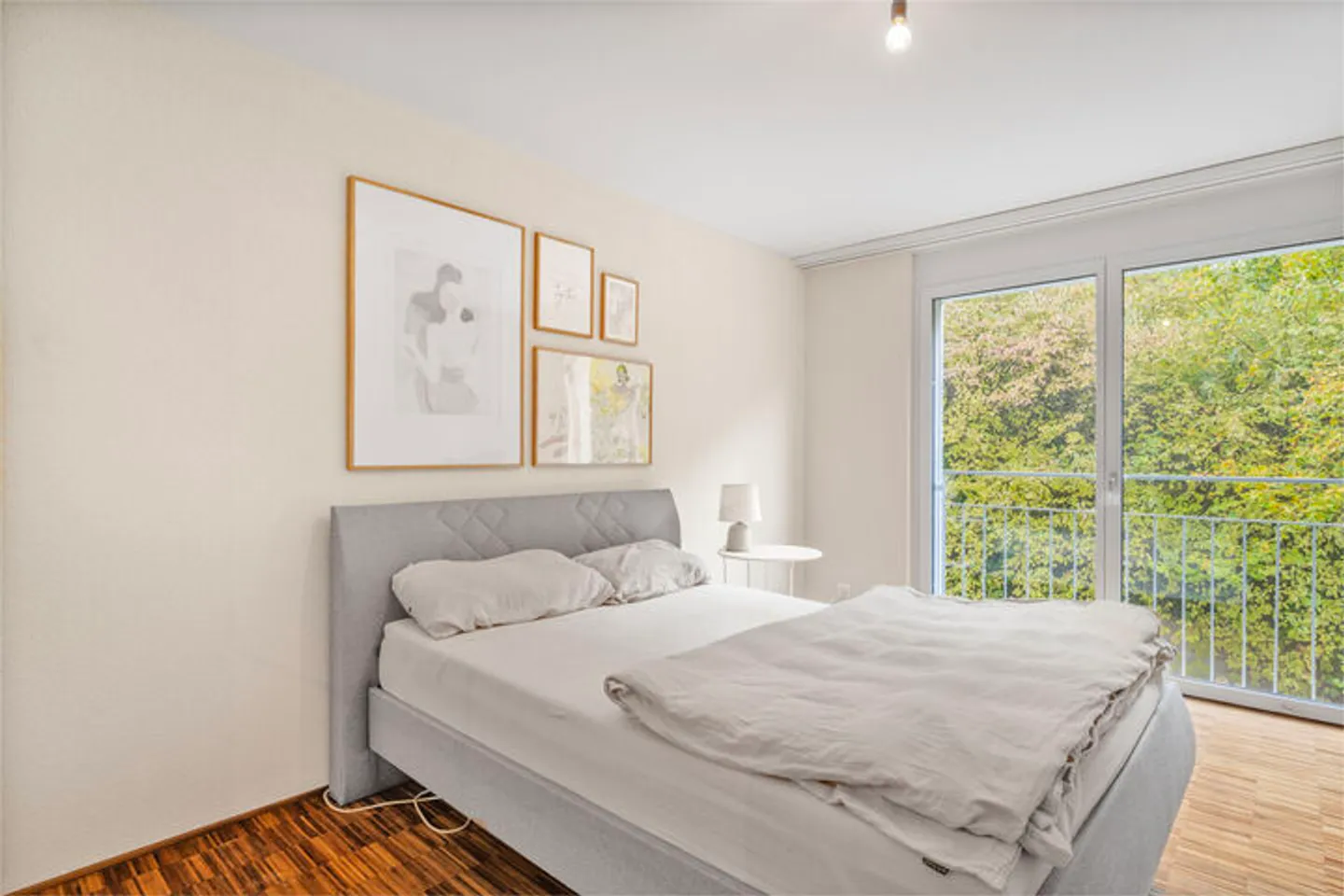 CLEVER AND MODERN IN THE CENTER - Photo 3 of 8