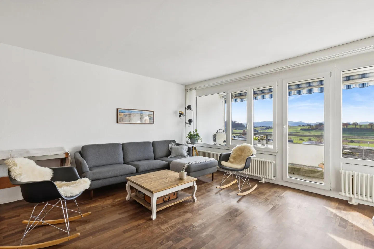 Charmante maison de rangée avec vue à Worb - Photo 1 sur 8