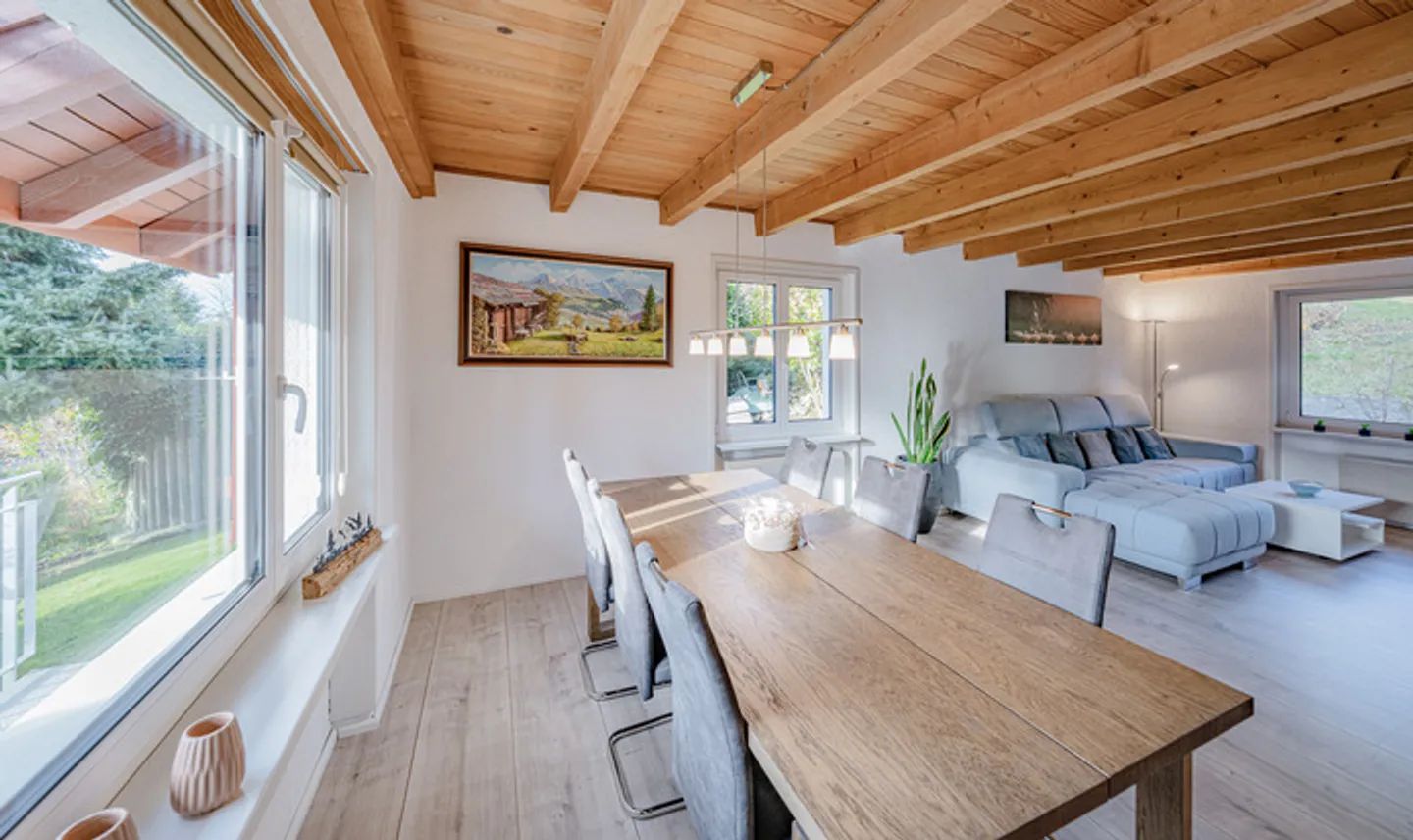 CHARMING COUNTRY HOUSE IN A QUIET GREEN LOCATION - Photo 3 of 8