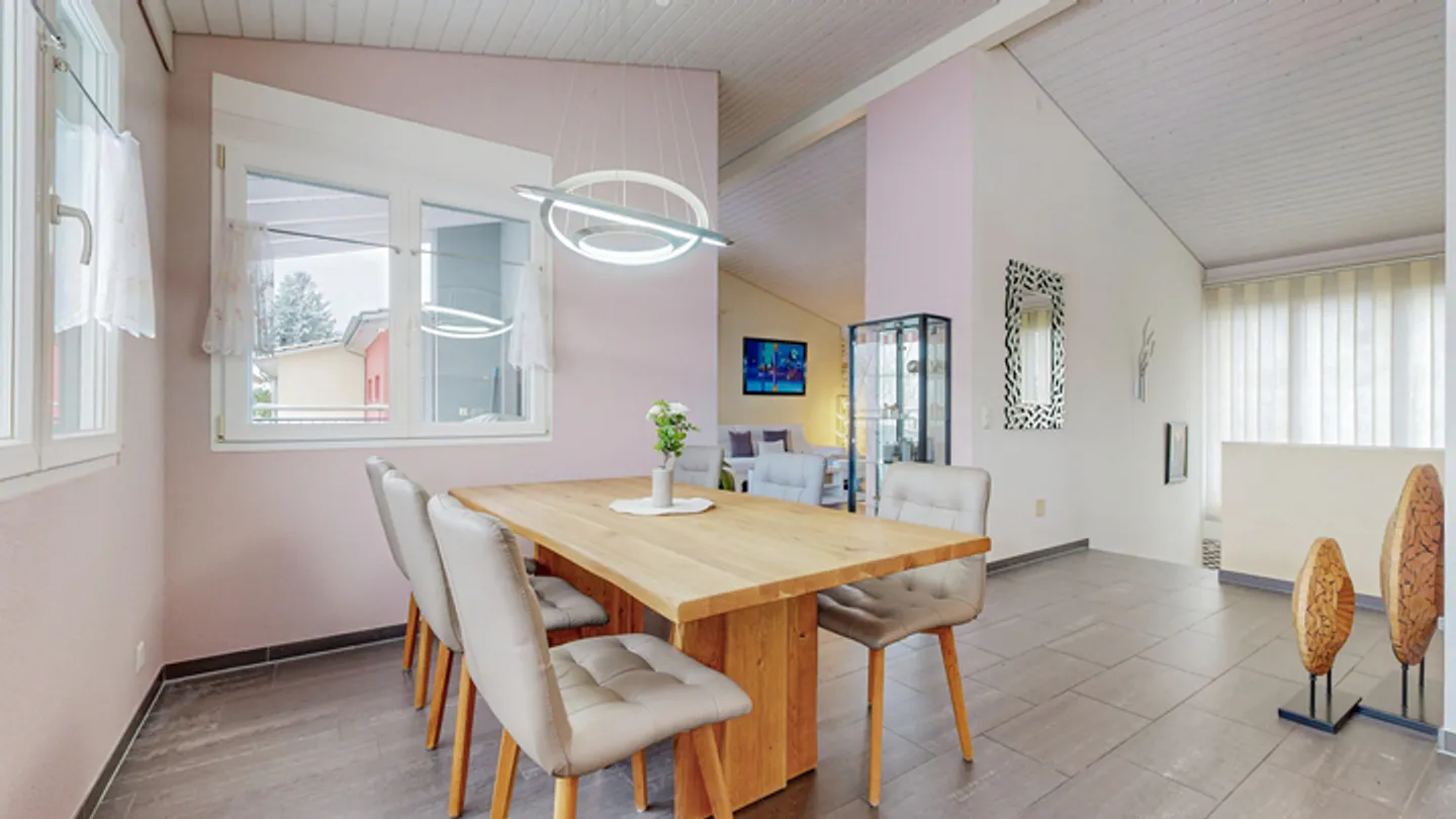 IDEALES FAMILIENZUHAUSE MIT GARTEN, POOL UND VIEL PLATZ - Foto 3 von 8