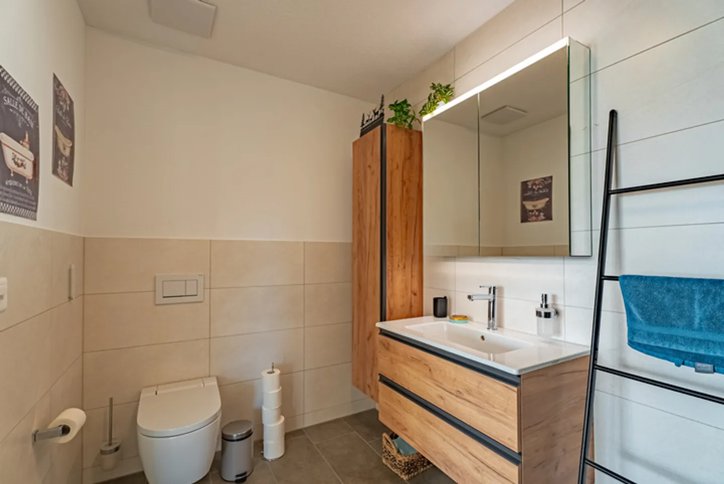 FORMIABLE ATTIC IN THE GREEN - Photo 5 of 8