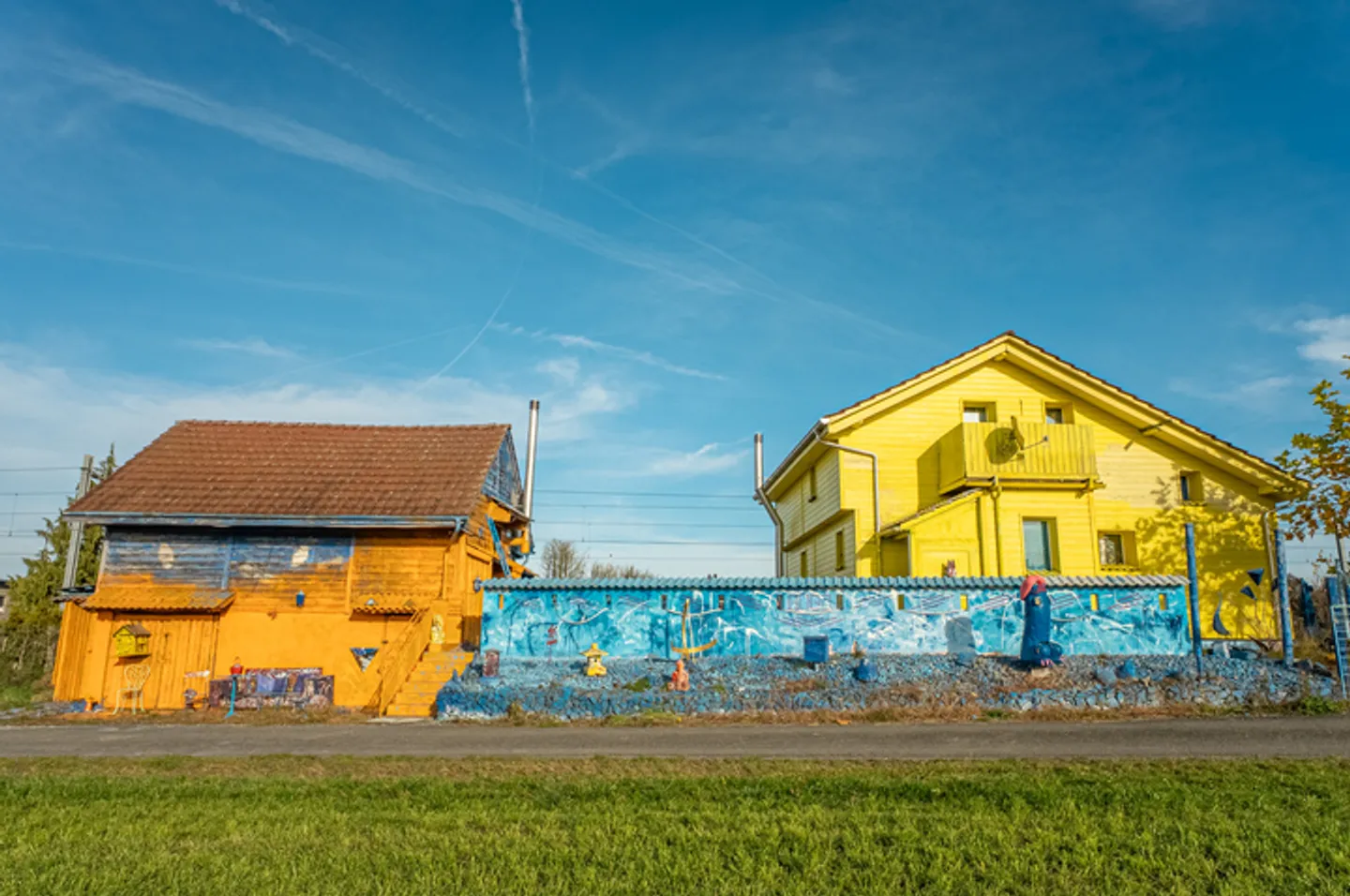 FARBRAUSCH IN OBERKIRCH - WOHNEN IM KUNSTWERK - Foto 1 von 8