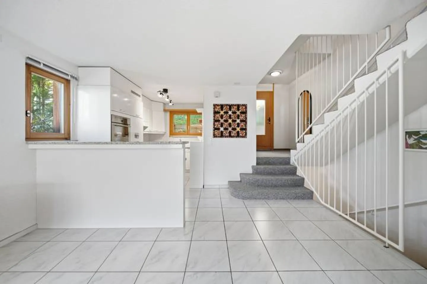 MAISON INTELLIGENTE AVEC POTENTIEL AU THUNERSEE - Photo 6 sur 9