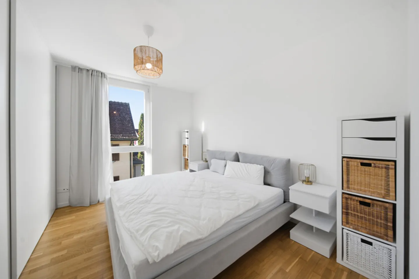 CLEVER CITY APARTMENT IN ZURICH - Photo 4 of 8