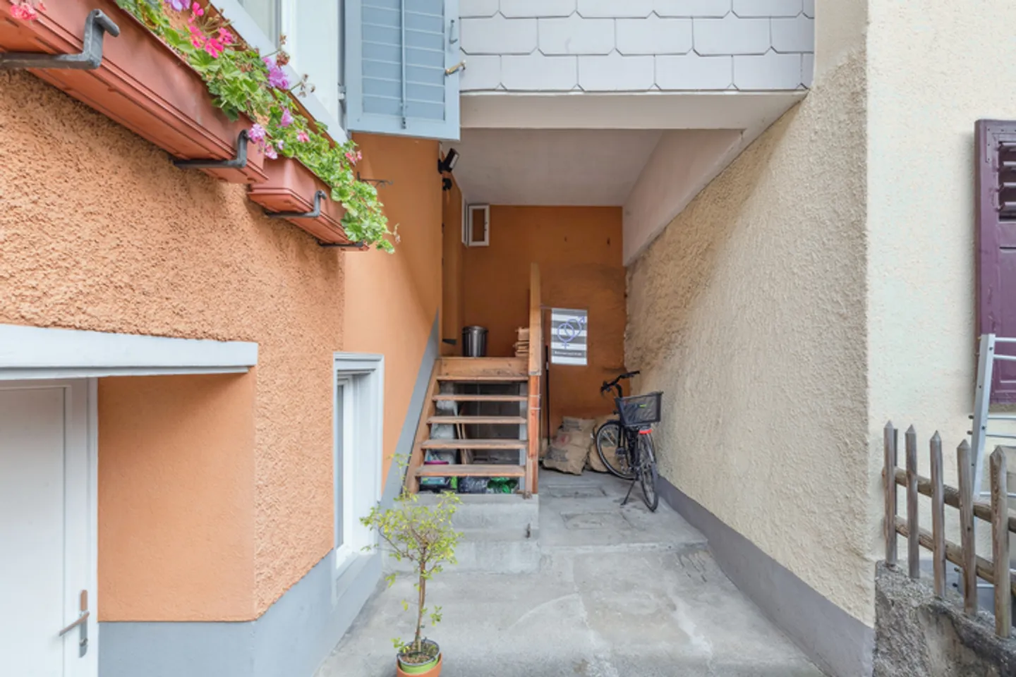 EIN ZUHAUSE MIT RAUM ZUM LEBEN - Foto 7 von 8