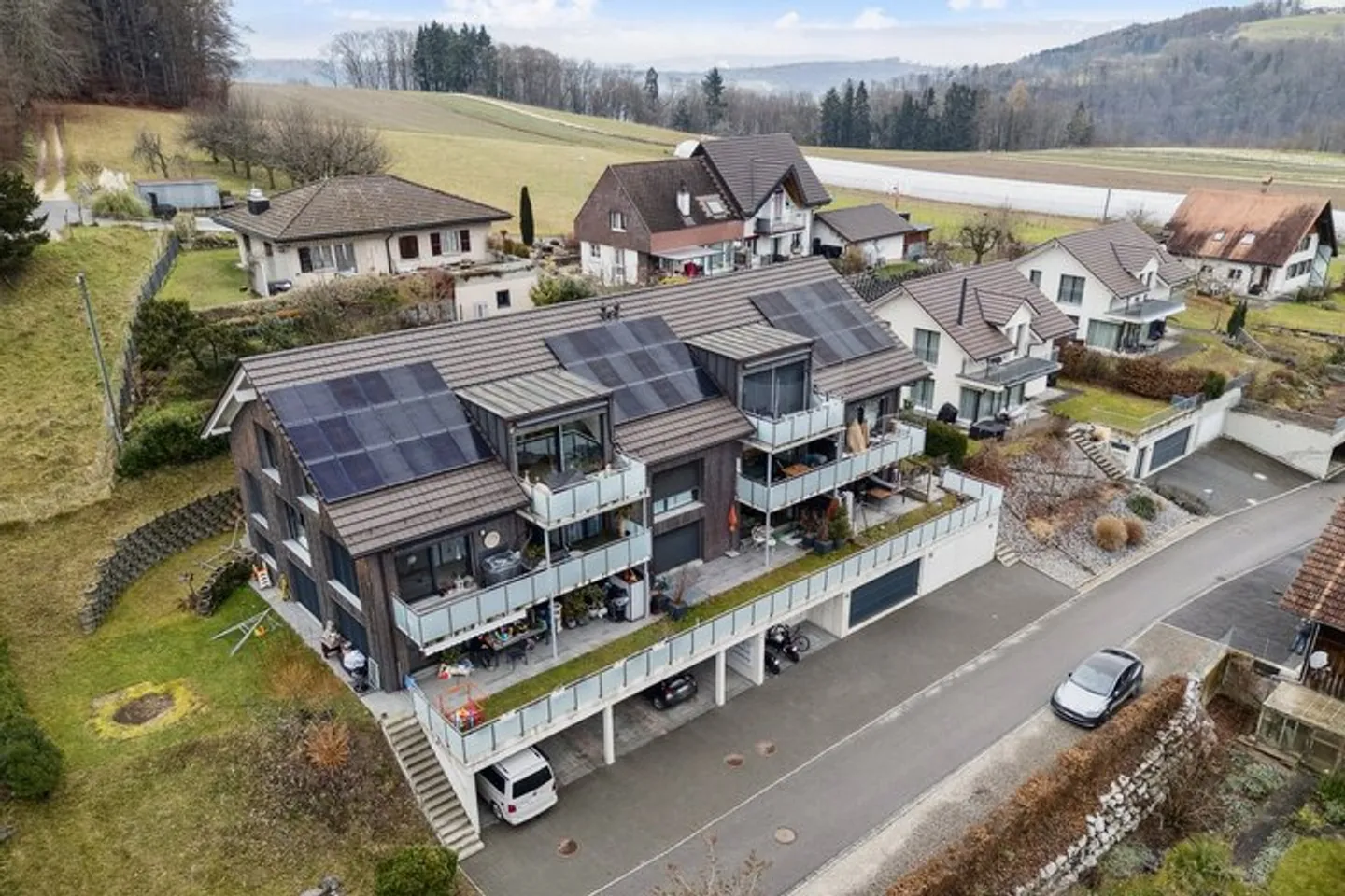 APPARTEMENT MODERNE SOUS LE TOIT PRÈS DE L'AARE - Photo 8 sur 8