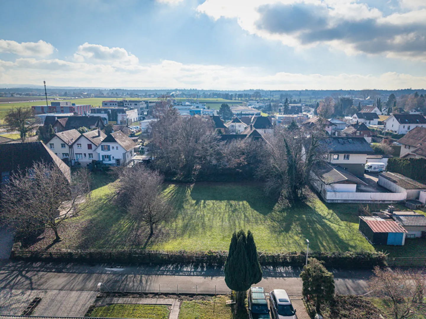 1A ON THE A1 - 1,700 M² 3-STOREY RESIDENTIAL BUILDING LAND - Photo 5 of 8