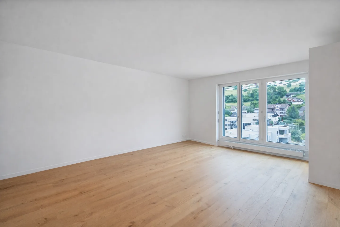 10th Floor Spectacular View at Lake Constance - Photo 6 of 8